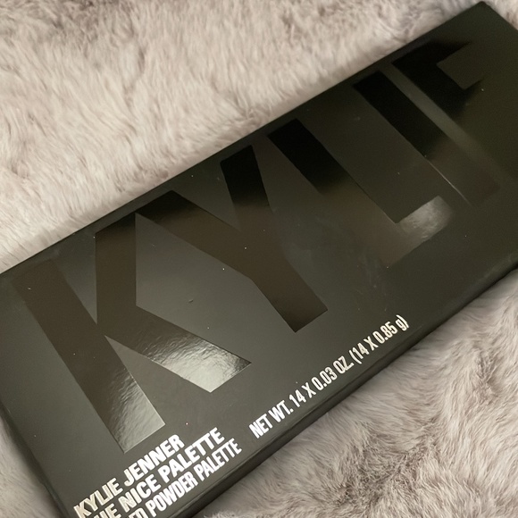 Kylie Cosmetics BNIB Nice Palette - Picture 1 of 3